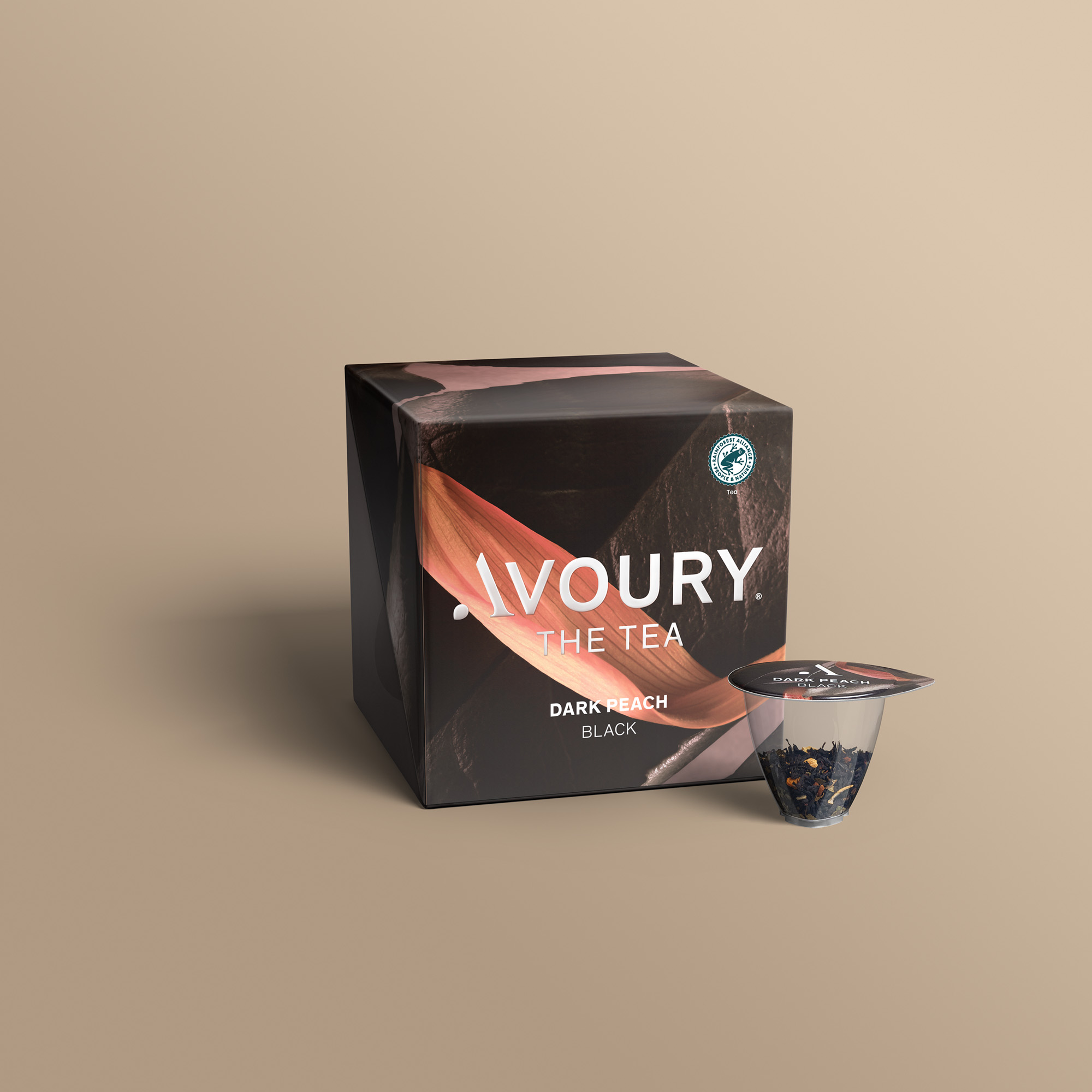 Dark Peach Schwarzer Tee von Avoury als 3D-Ansicht mit Kapsel